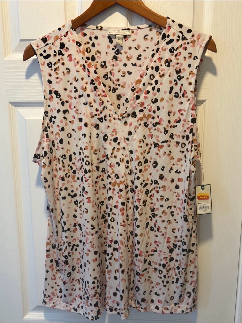 Dana Buchman Pink Tan Black Leopard-Print V-Neck Sleeveless Tank
